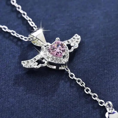 COLLAR CORAZON ALAS DE ANGEL - Sutileza y Calidad En El Mismo Producto