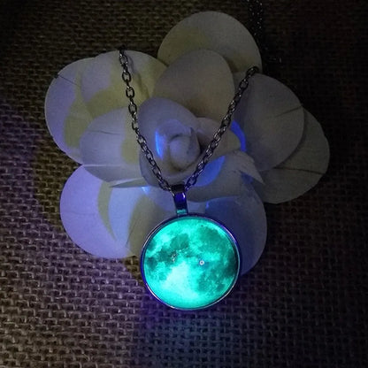 COLLAR LUNA RADIANTE - Sorprende a esa persona especial GRATIS Manilla Lunar